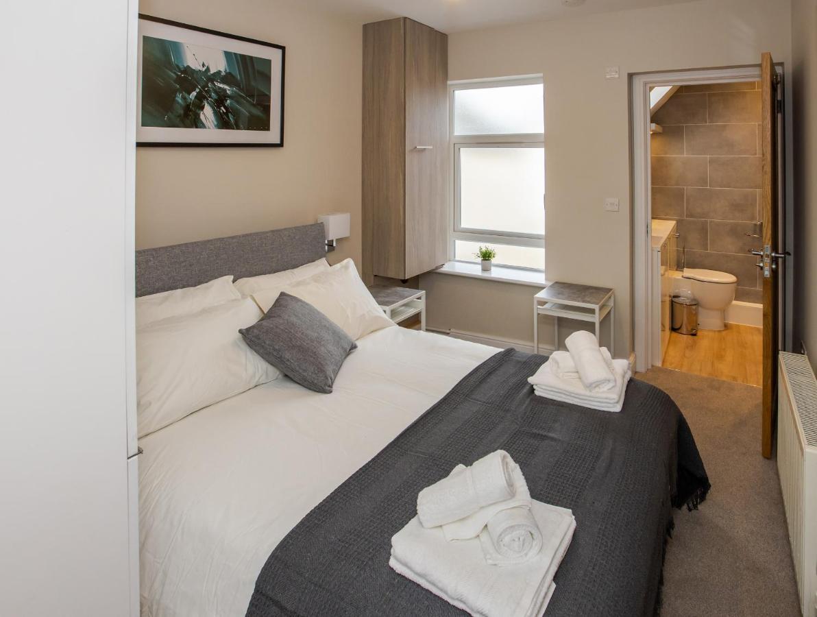 Bright And Luxurious Flat In The Heart Of Reading Exterior foto