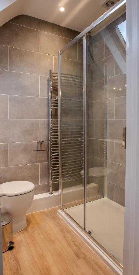 Bright And Luxurious Flat In The Heart Of Reading Exterior foto